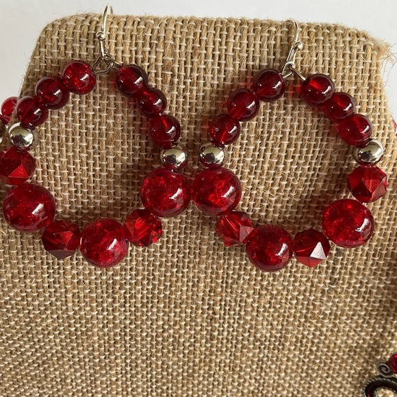 Hand Crafted Necklace & Dangle Earrings Set Fire Red Silver Beads Double Strand - Picture 4 of 7